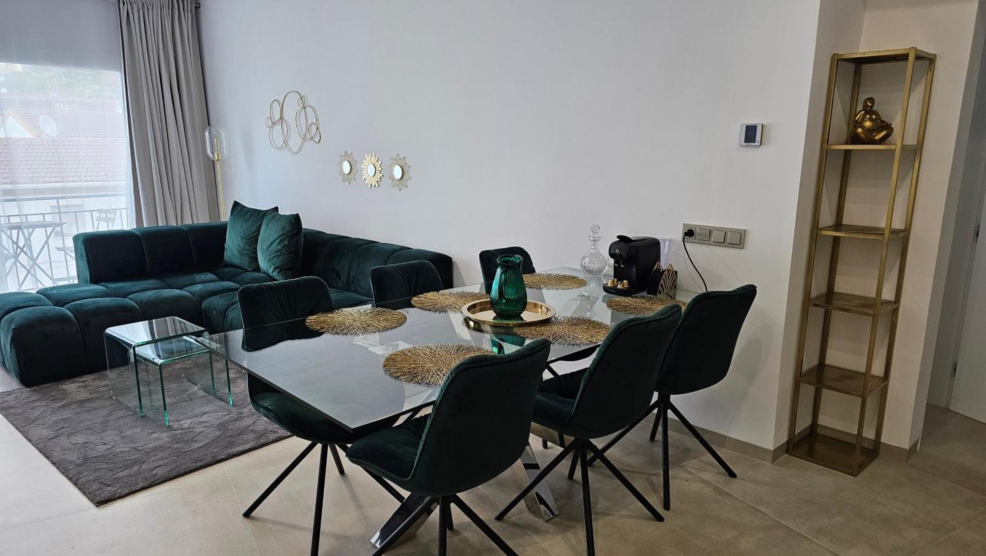 Apartamento Oasis Jacuzzi Retreat Marbella Exterior foto