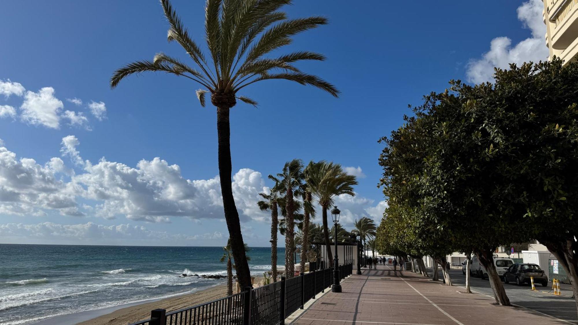 Apartamento Oasis Jacuzzi Retreat Marbella Exterior foto